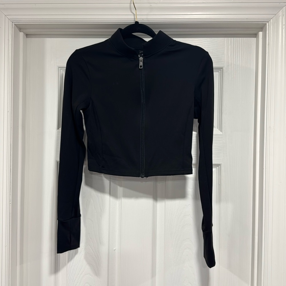 long sleeve cropped zipper jacket